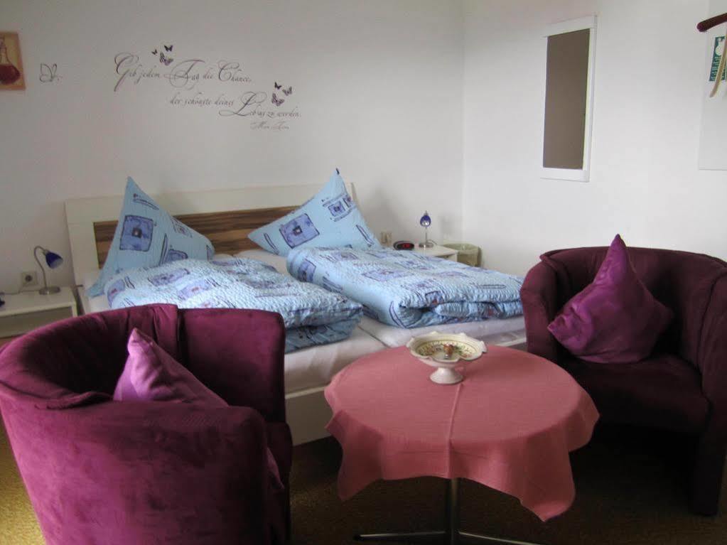 Pension Klein Und Ferienwohnungen (Adults Only) Боденмайс Екстер'єр фото